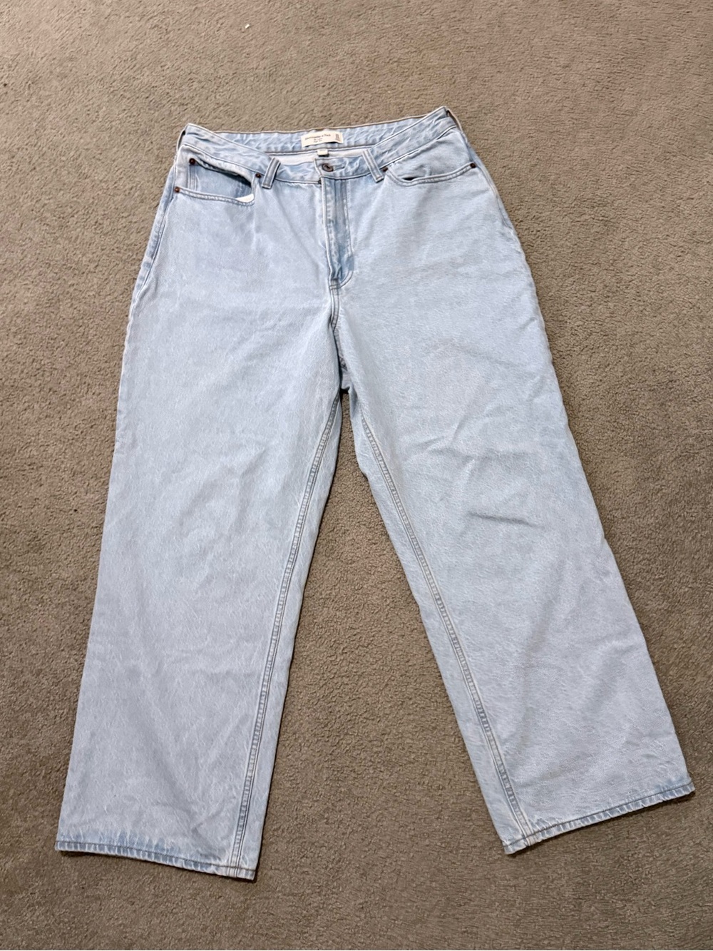 Abercrombie & Fitch Curve Love The Loose High Rise Jeans